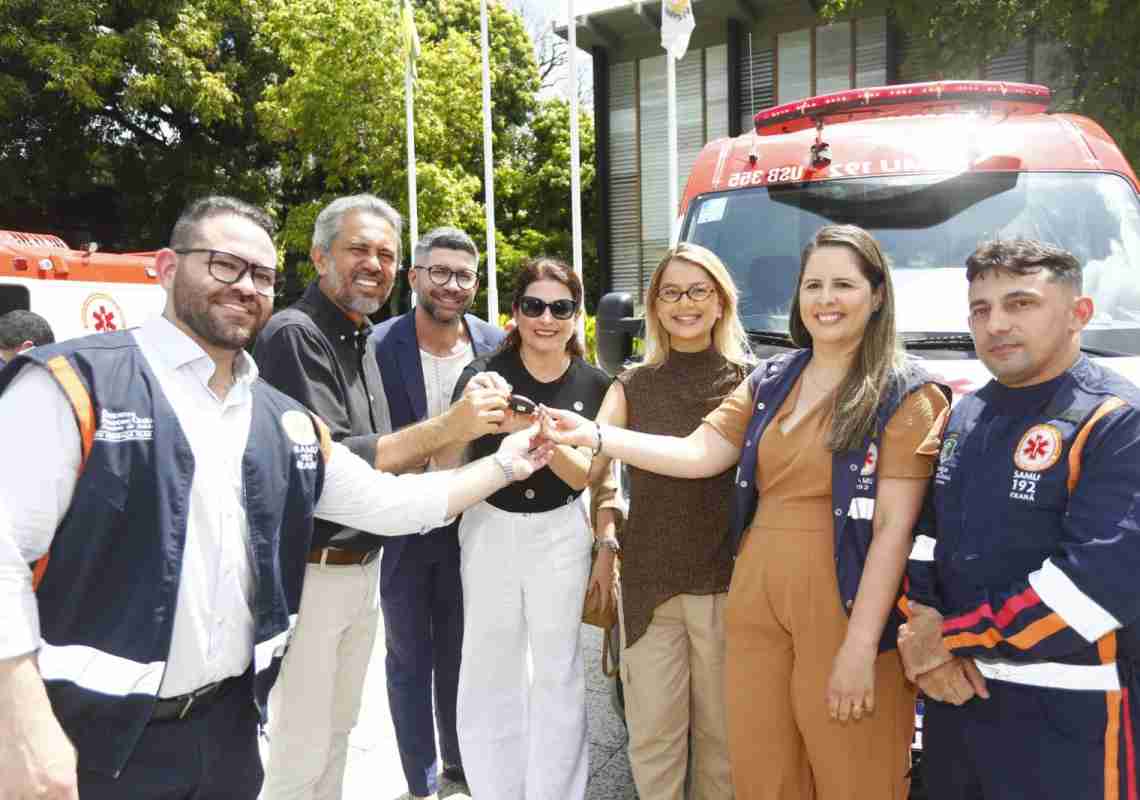 Ceará recebe 11 novas ambulâncias do Samu para reforçar atendimento em 10 municípios